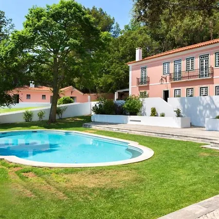 Amazing 4 Bedroom With Pool, View & Garden Vila